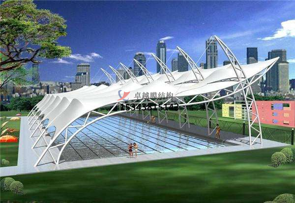 夏季露天游泳池怎么遮陽？